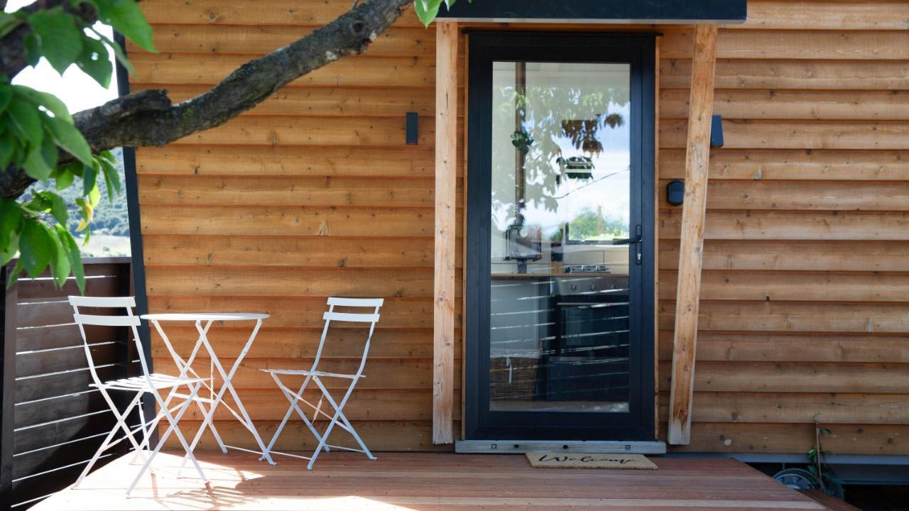ワナカTiny House With Mountain Views, Indoor And Outdoor Fire, Private Courtyard Gardenアパートメント エクステリア 写真